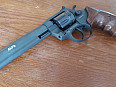 Flobert revolver ALFA 661 - černý mat/dřevo cal. 6mm