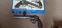 G7 Revolever Full Metal C02 Powered Airsoft pistol