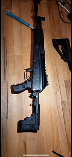 EL AK12