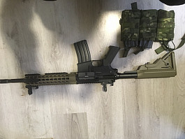 Prodám airsoft zbraň m18