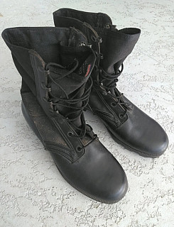 US Army jungle boots Altama