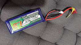 Baterky turnigy 7,4V 1500mAh a sanyo 9,6V 1700mAh