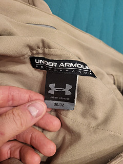 Under Armour kalhoty