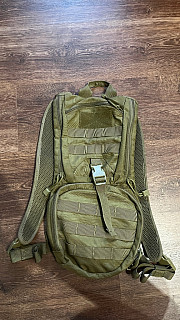 Batoh camel bag molle