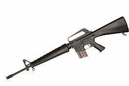 Sháním M16 / M4 / AR15 / AK47 / AK74 / AKS74U