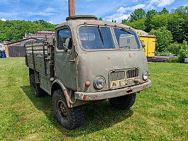 Tatra 805