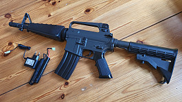 M16A2 s krátkým předpažbím