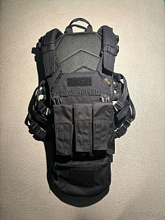 Plate carrier