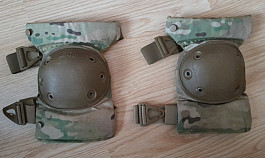 Chrániče kolen Alta Contour, multicam