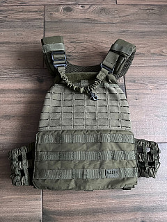 Nosič balistických plátů 5.11 Tactical + pláty