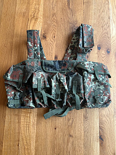 Tactical Vest / Chest Rigg