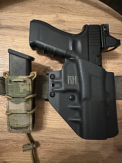 Marui Glock17 gen4 s RMR kolimator + Kydex RH Holsters