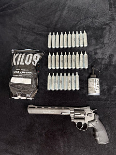 Revolver - DAN WESSON 8 - CO2