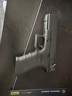 Glock 18 C Na Díly