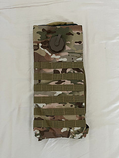 Vak na vodu/Camelback MOLLE - multicam