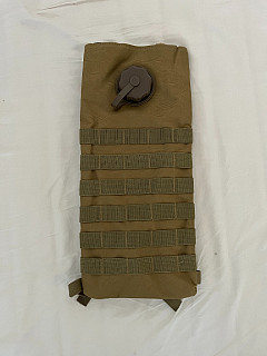 Vak na vodu/Camelback MOLLE - coyote