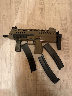 WE MP7