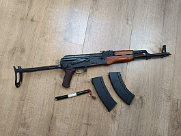 AKM E&L 