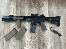 Salient Arms AR15 + příslušenství 