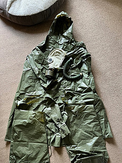 Chemická pláštěnka s maskou GP5