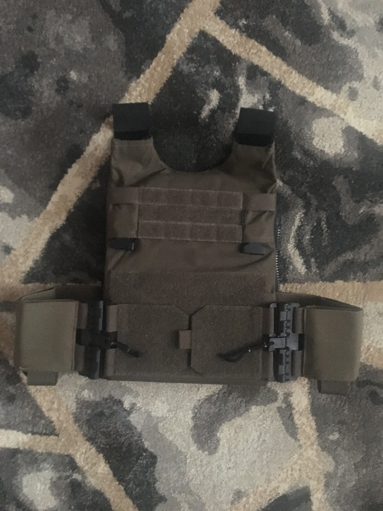 LV/119 type Plate Carrier - Ranger Green